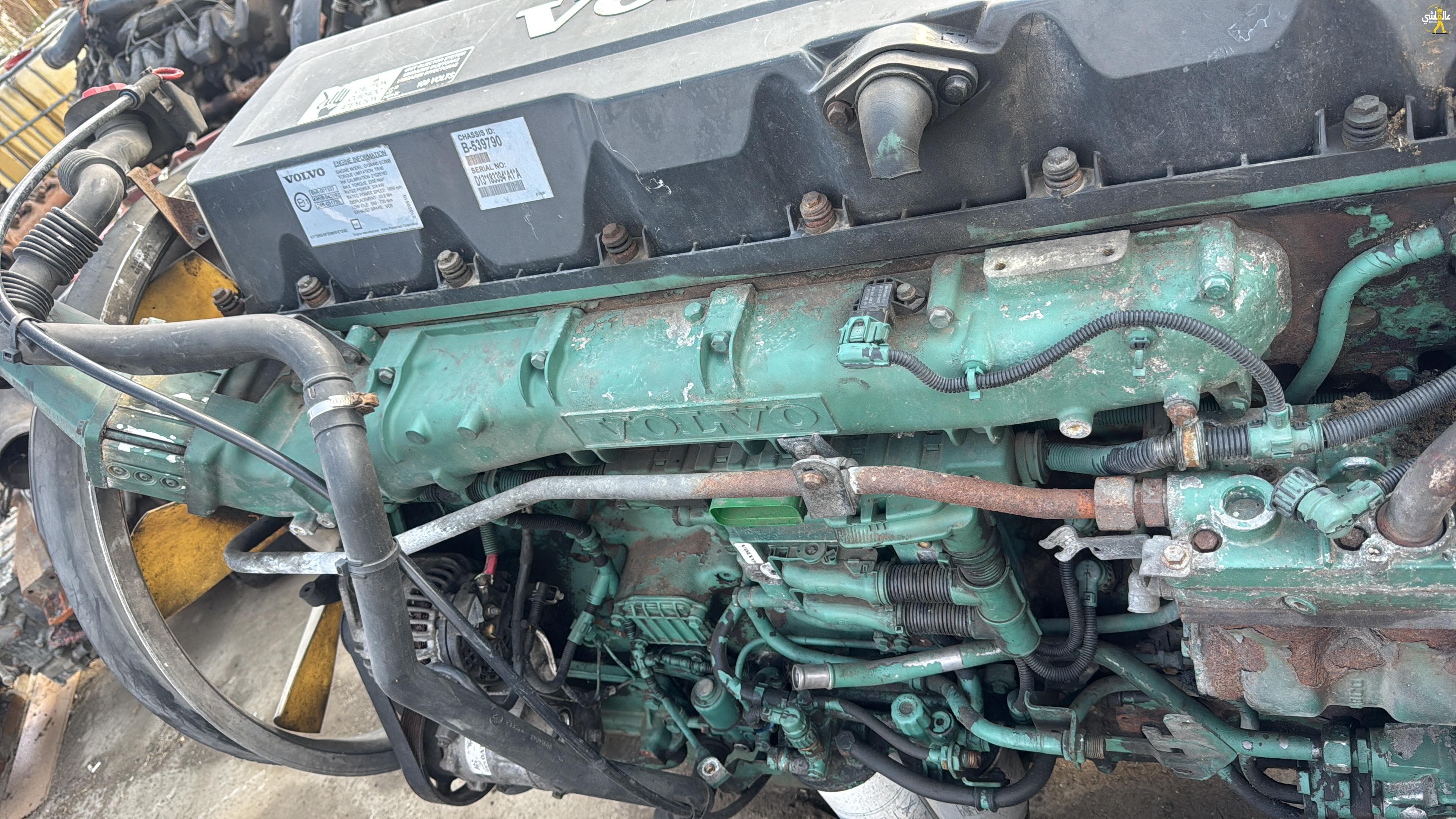 قطع شاحنات و محركات للبيع في اوربا