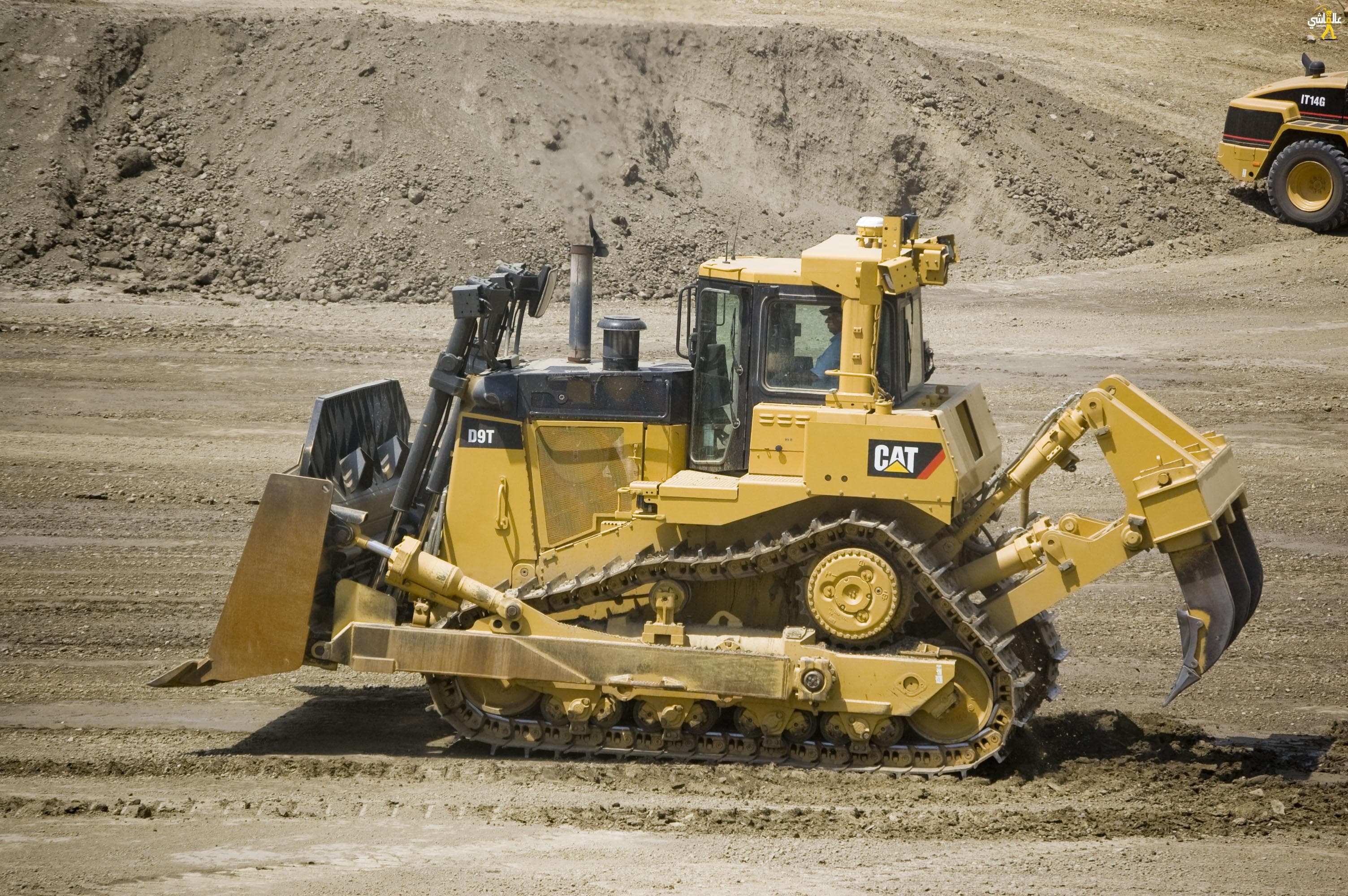 للبيع بلدوزرات CAT – Volvo – Komatsu-JCB
